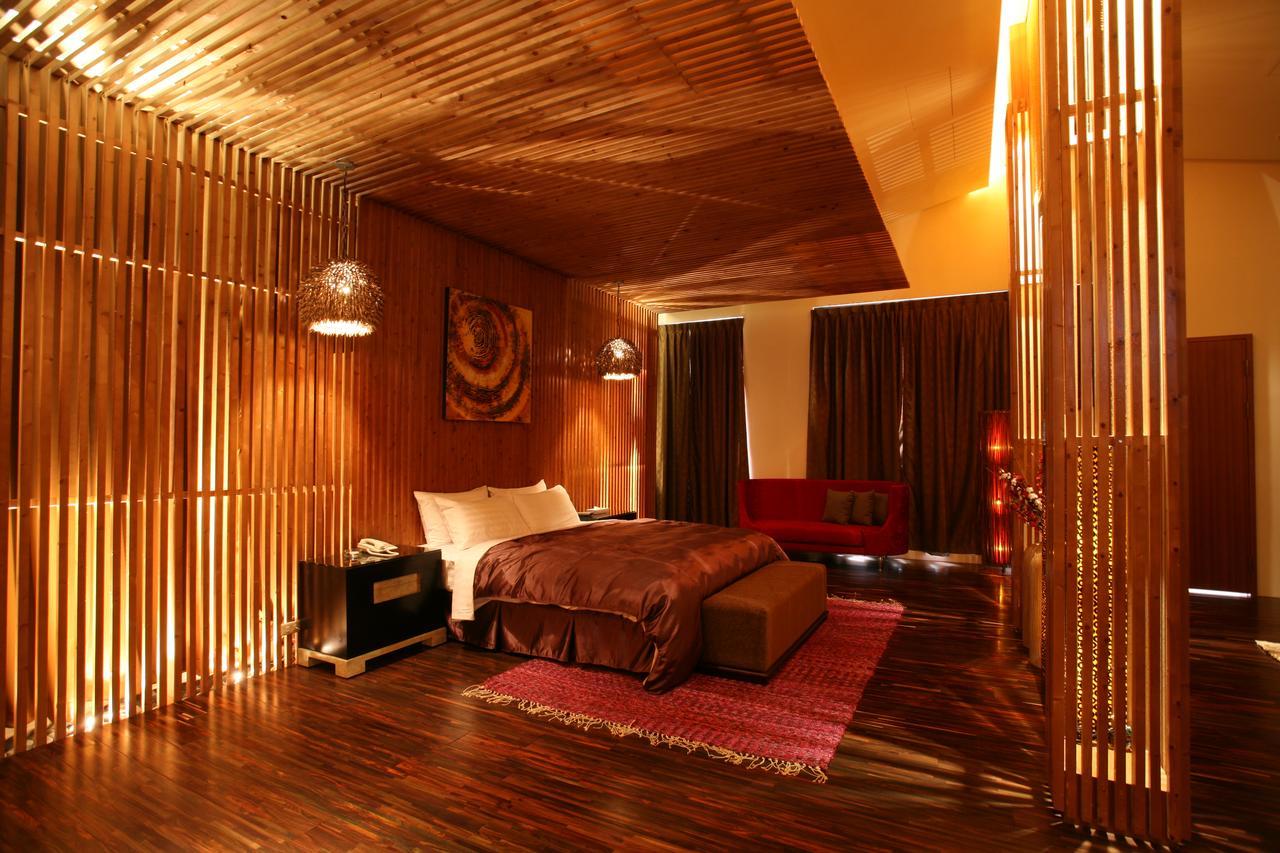 Chateau Boutique Motel Taichung Exteriör bild