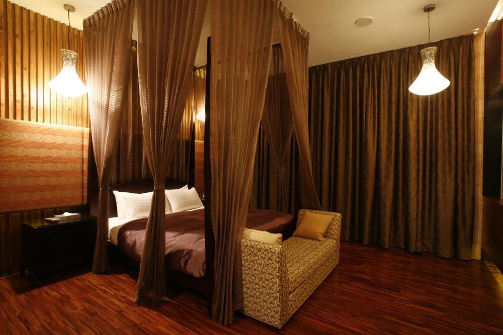 Chateau Boutique Motel Taichung Exteriör bild