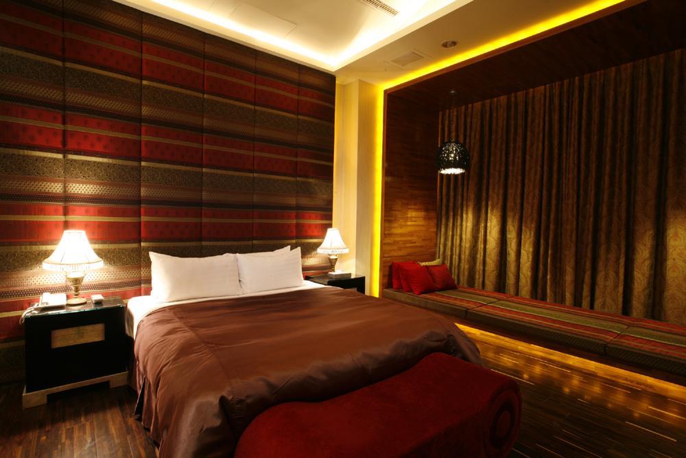Chateau Boutique Motel Taichung Exteriör bild