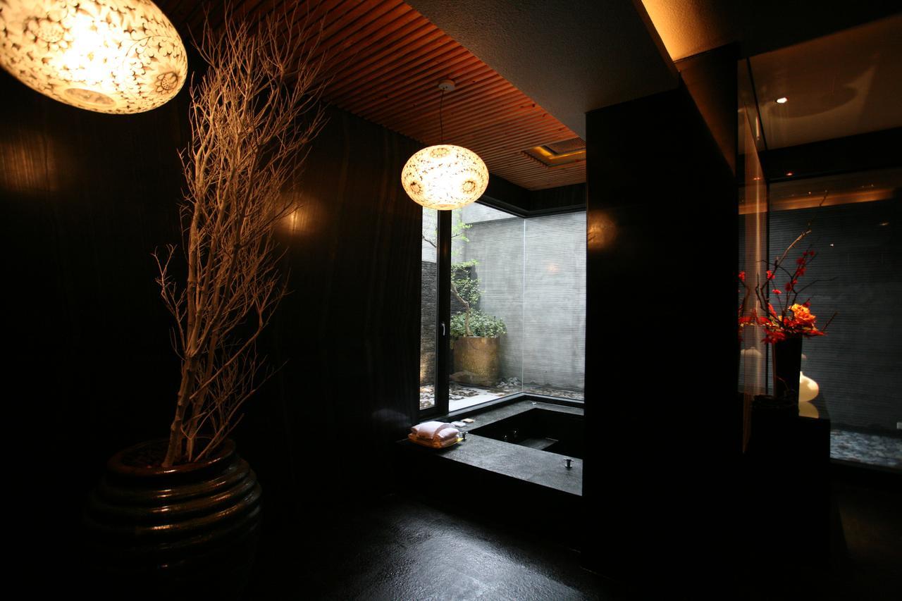 Chateau Boutique Motel Taichung Exteriör bild