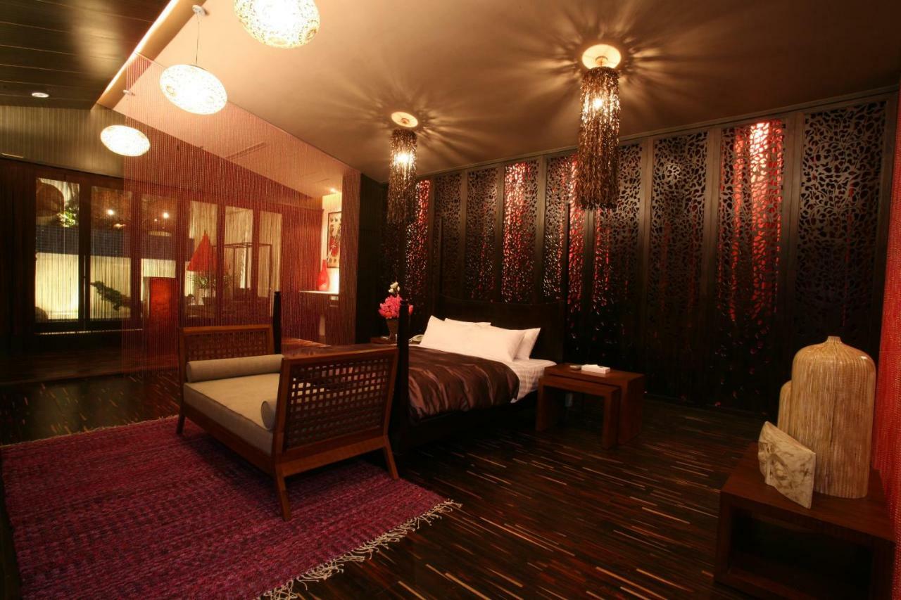 Chateau Boutique Motel Taichung Exteriör bild