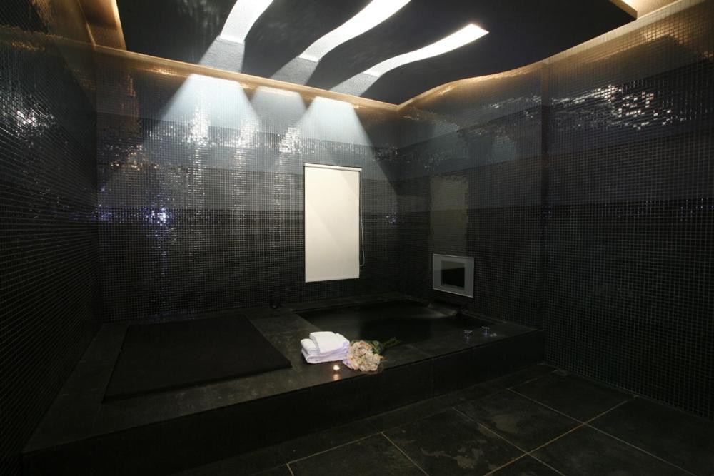 Chateau Boutique Motel Taichung Exteriör bild