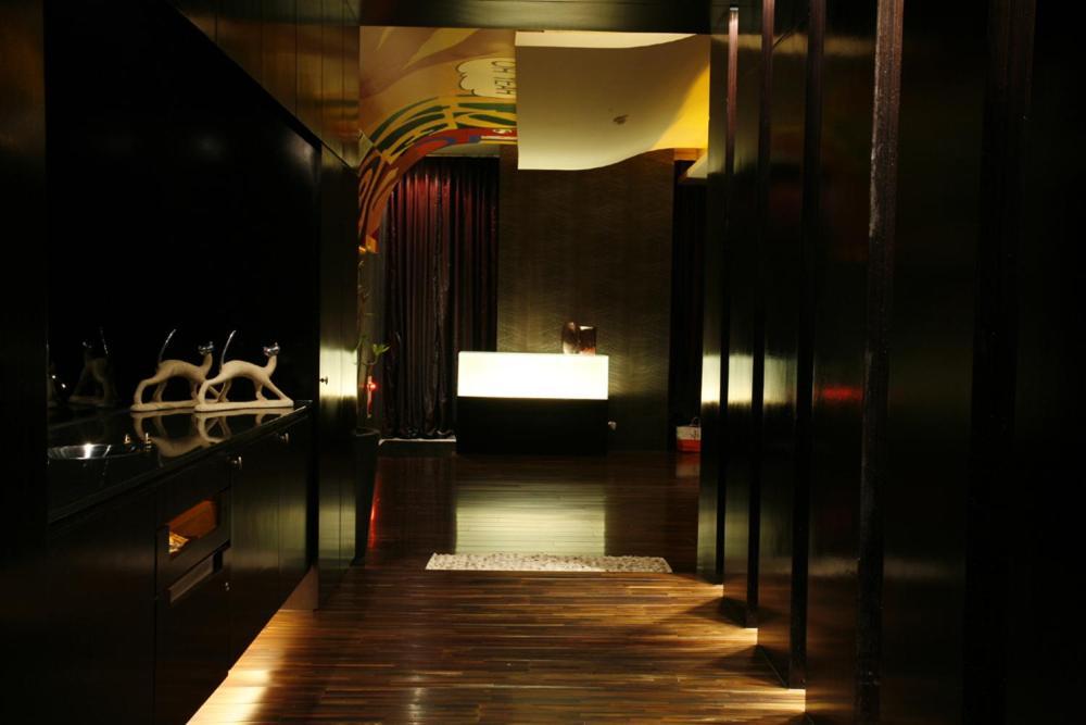 Chateau Boutique Motel Taichung Exteriör bild