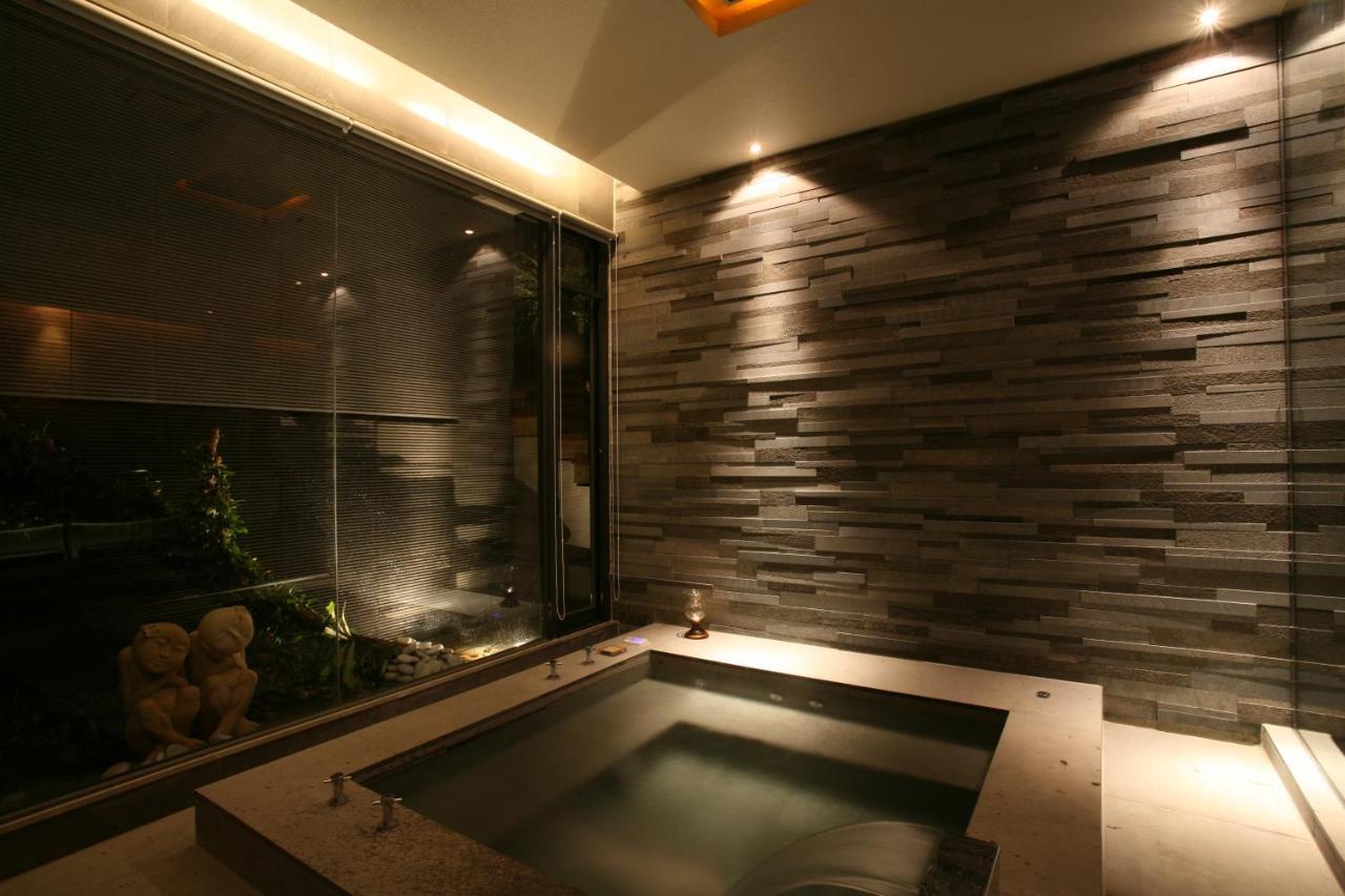 Chateau Boutique Motel Taichung Exteriör bild