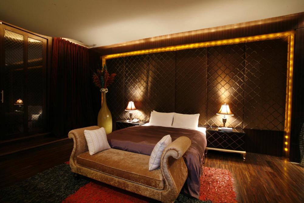 Chateau Boutique Motel Taichung Exteriör bild